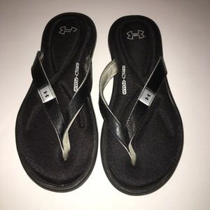 Under Armour Black Casual Flip Flops Sandals